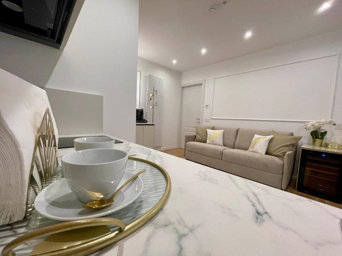 Bellagio Luxury Suites Apartments Экстерьер фото